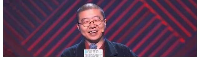 李诞|《脱口秀大会4》开播，前央视主持加盟，领笑员都是搞笑实力派