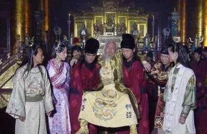 明白|刘伯温去世前为何送给朱元璋一筐鱼，以致让朱元璋17年后才明白？很简单