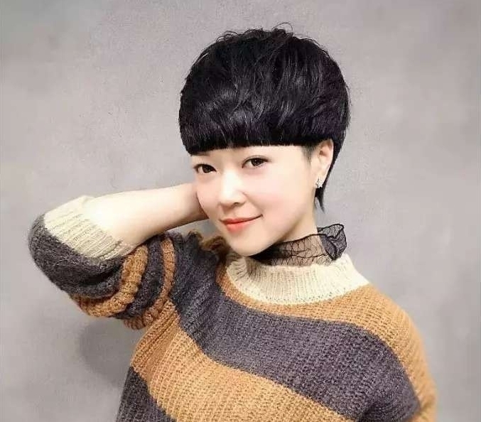 圆脸型|女生只要了解这四个细节,你就知道自己的脸型适合什么发型了!