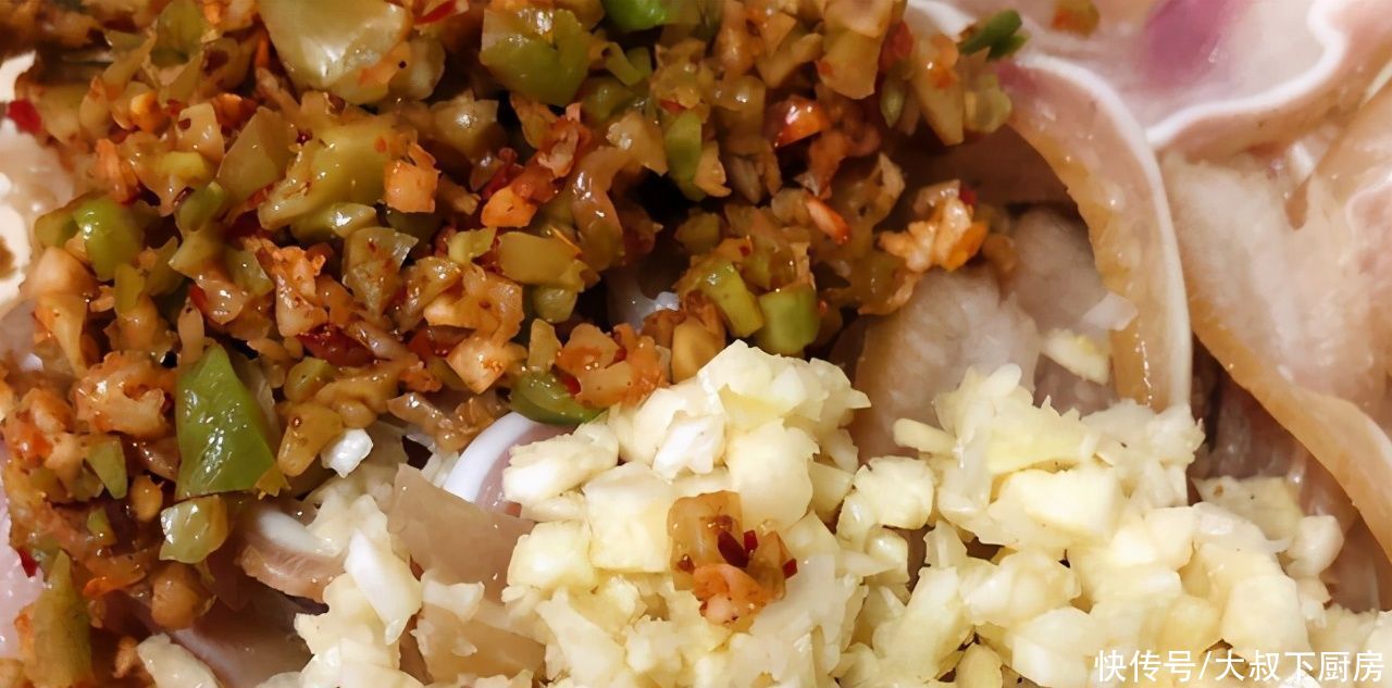  开胃|今日菜谱：大叔教你凉拌麻辣猪耳，香辣脆爽，开胃解腻，家人爱吃