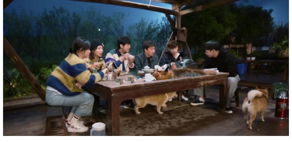 奥特曼|向往“最神秘”嘉宾，不是被打码就是穿奥特曼衣服，身份早已暴露？