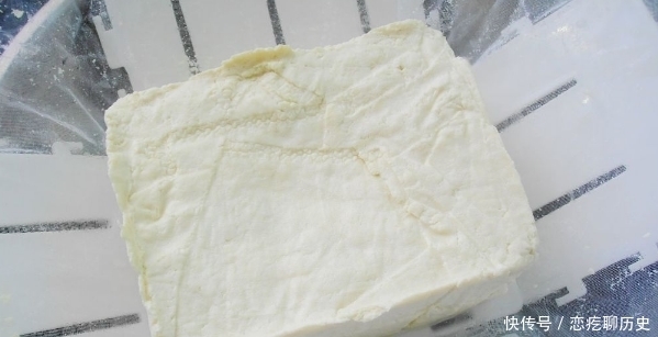 自制豆腐，干净零添加，比做豆浆多2步，记住2个比例，不比买的差