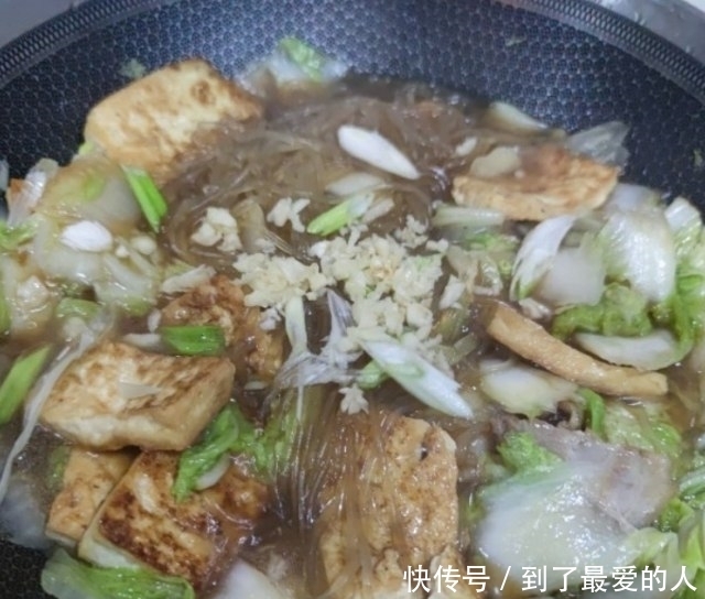 白菜猪肉炖粉条，家常美味快手菜