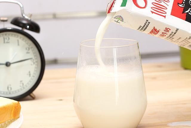 美容养颜|为什么不建议女性朋友长期喝牛奶？看完明白了