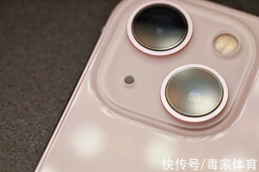 buds|iPhone13「粉色」抢先开箱实测！什么水平？