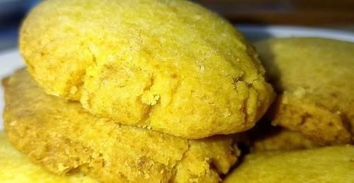 面点师教你自制“桃酥”，咬一口酥脆掉渣，老人小孩都能吃