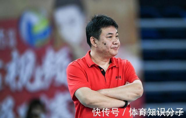 体态|官宣!女排里的“唐朝美女”,体态丰腴风姿卓越,男友健壮有型
