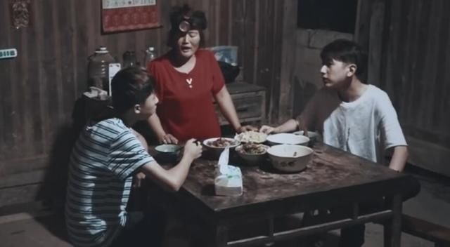 《变形计》众生相：走红的、网暴的，还有逝去的！