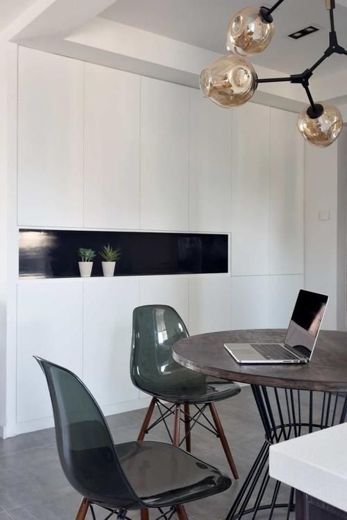 清玻|109平现代北欧风三居室,清玻+镜面的灵活运用,打造前卫时尚家