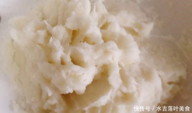  冬天，多给孩子吃山药饼，比面包更暄软，低糖少油更健脾胃