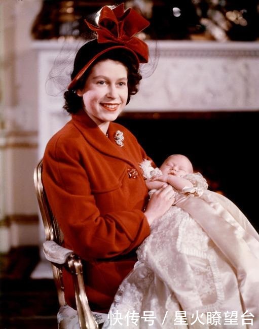 王室|39年前，戴安娜生完孩子缝完线就忍痛抱威廉照相，上车后痛哭不止