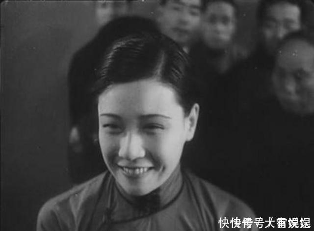 民国风华绝代的女子,仅次于胡蝶的当红艺人,为何在25岁就离去