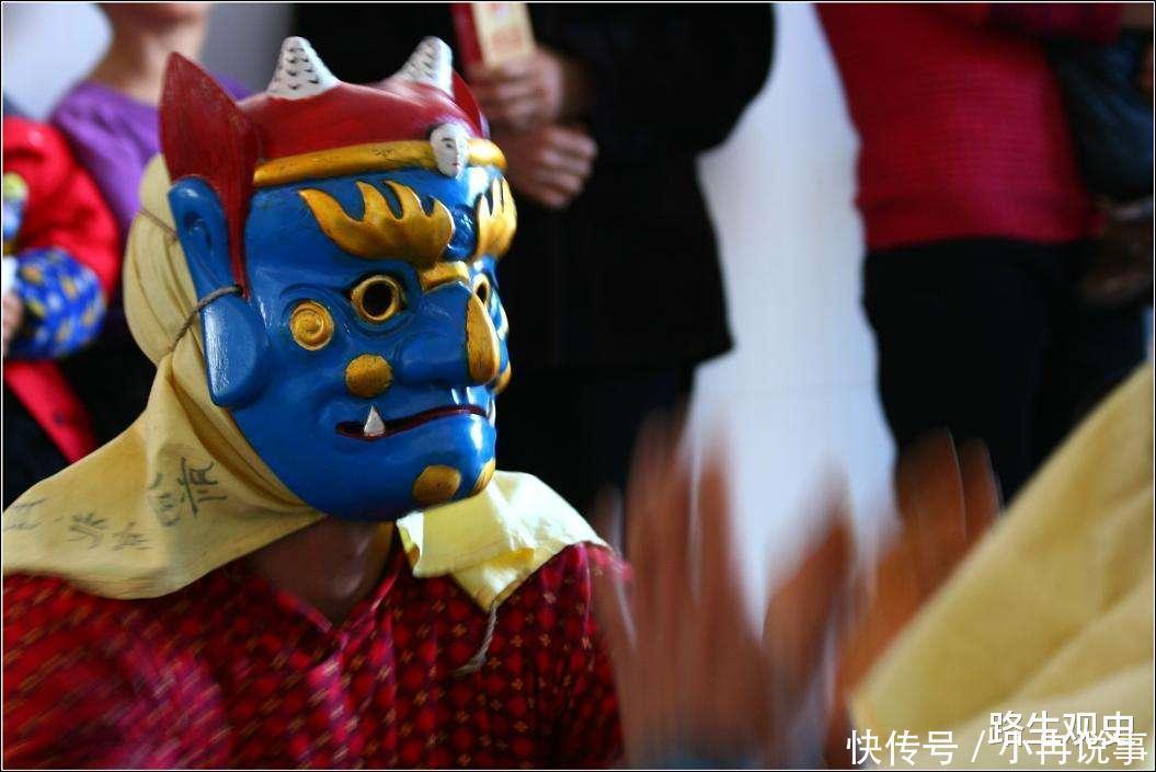 三星堆青铜面具因何神秘是“巫”的一种存在,现在应该被称艺术