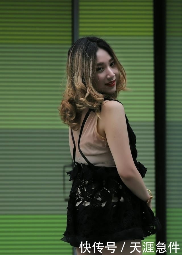 好身材|街拍 好身材, 就要秀出来,随便拍个照就是一张写真