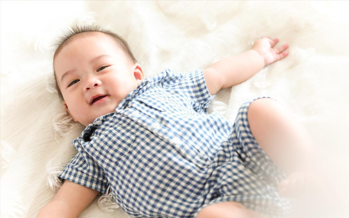 魔力|宝宝笑声有“魔力”,爱笑的孩子健康更聪明,10个逗笑方法很管用