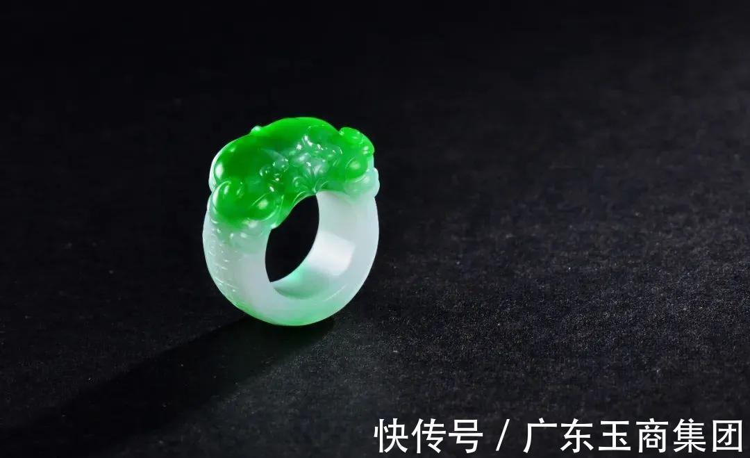 翡翠|四种小众又好看的翡翠手饰,没戴过就太遗憾了