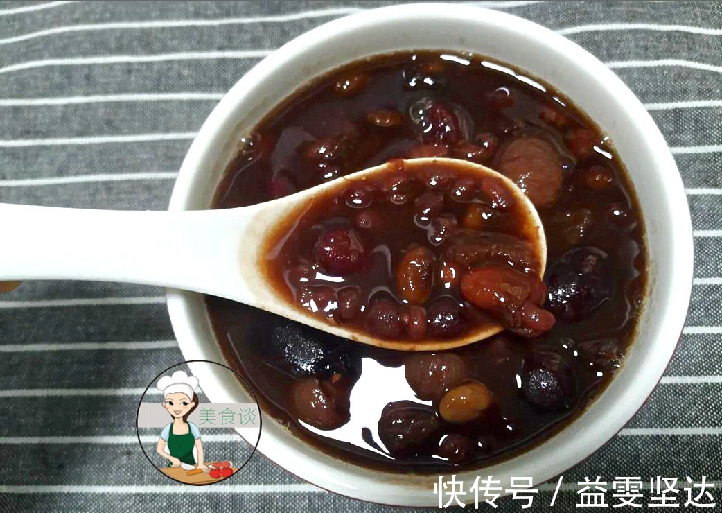 气血双补|一碗“女人补血汤”,坚持每周吃1次,气血双补,女人40也不显老