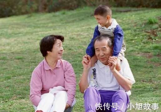 感恩|为什么老人不愿意帮忙带孩子?三位老人的说法,中肯又心酸