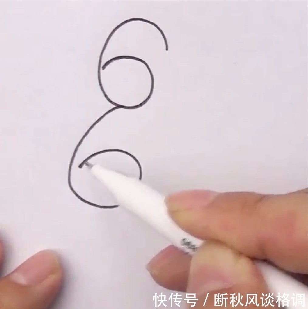 竖线$老师问他2-2等于几?他只画了一幅画,老师却给了他满分