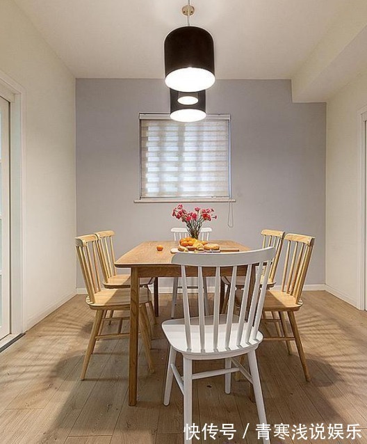 她家148平米,进门就被玄关迷住,不做吊顶跟背景墙,阳台超漂亮