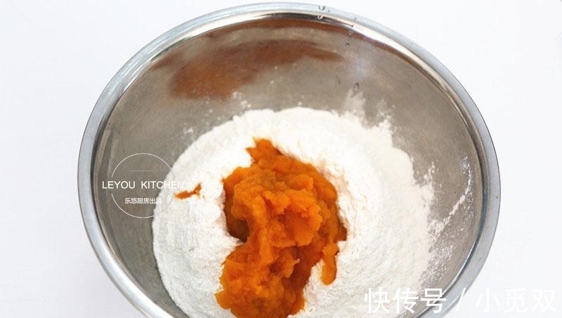 豆沙馅|软软糯糯的小点心，蒸熟就行，好吃不上火，新年端上桌秒光