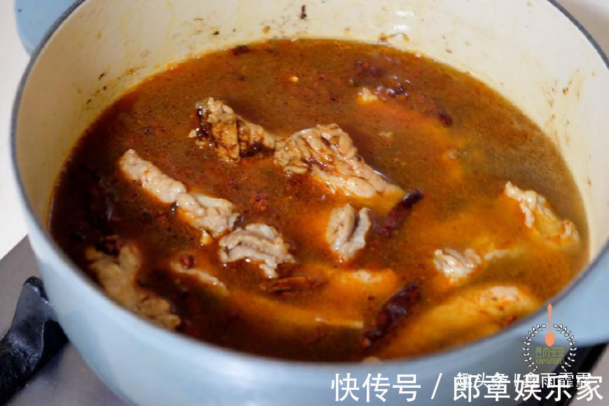 为什么做的排骨又柴还不香，大厨说第一步就做错了，难怪不好吃！