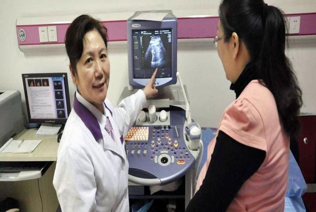 宫缩|孕妈在孕28周后产检时,别忘了问这三个问题,能避免以后分娩遭罪