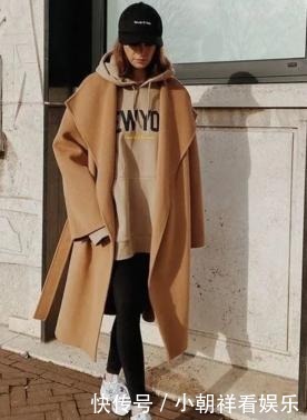 大衣|大衣+卫衣=个性时髦,今冬就这么穿了!虽然混搭,但很时尚