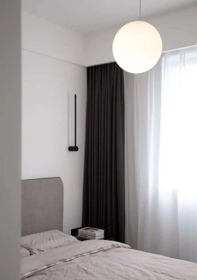 主卧|140㎡简约风格装修,用简单、干净的空间包裹温暖相伴人生