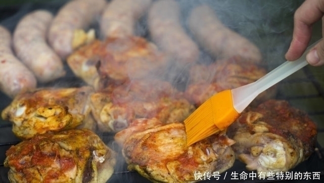 烧烤|身高1米56的妈妈，养出14岁身高就1米8的儿子，长高经验值得学习