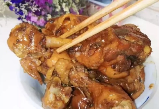 鸡腿的新做法,不用一滴油,不用一滴水,简单又美味
