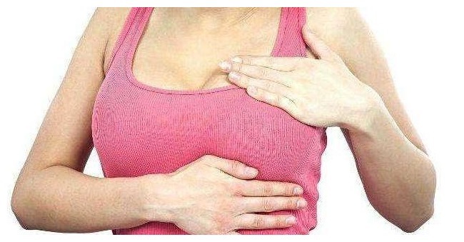 乳房|“胸小”的女人，可能占了这3个“便宜”，中了就偷着乐吧！