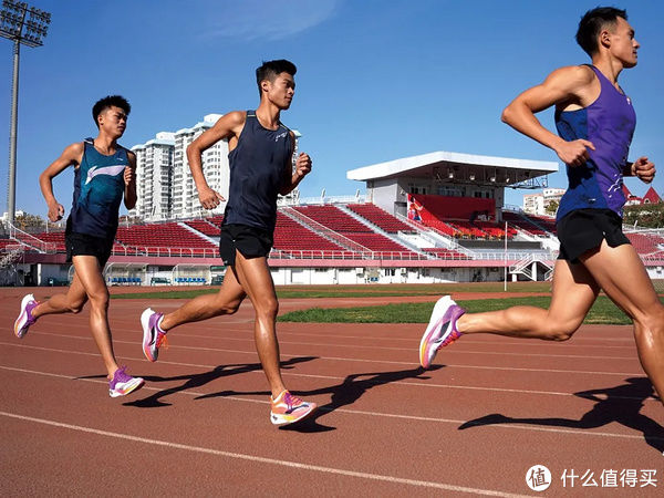 跑鞋|跑鞋届的「风水轮流转」
