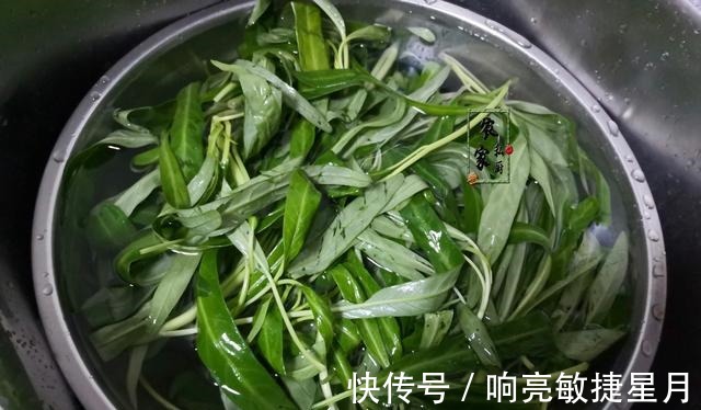 绿叶菜|别拿绿叶菜不当大餐，正当季虫害少，简单一炒碧绿脆嫩营养又好吃！