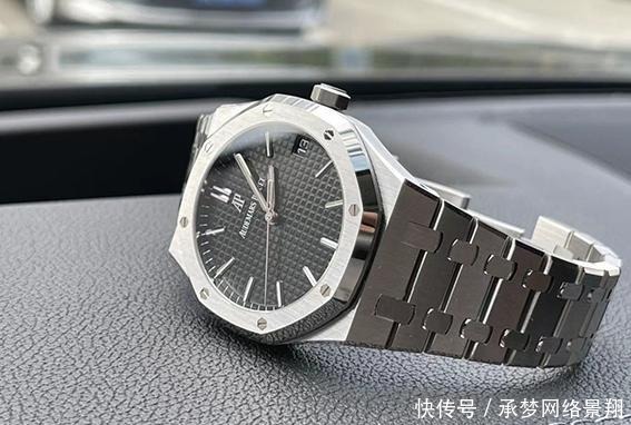 爱彼皇家橡树|夏季男士首选钢表之王,百达翡丽手雷和爱彼皇家橡树,你会选谁