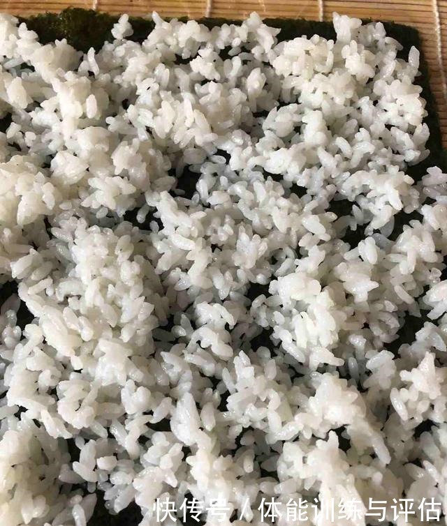 开学季早晨就做它，10分钟开饭，大人孩子都爱，好吃又饱腹！