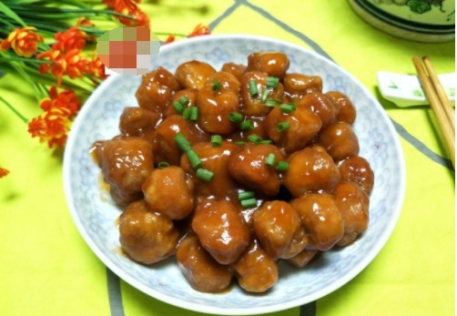 最爱的樱桃肉,味道酸甜可口,外酥里嫩,满口留香,做法很简单!