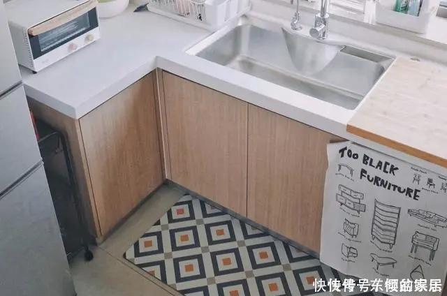 台面|同样是小厨房，瞧瞧人家会布置的，我怎么就没想到呢，活该不好用