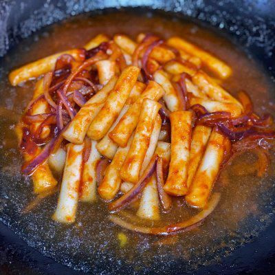 韩式辣炒年糕肥牛要美味,还是得这样吃才满足!