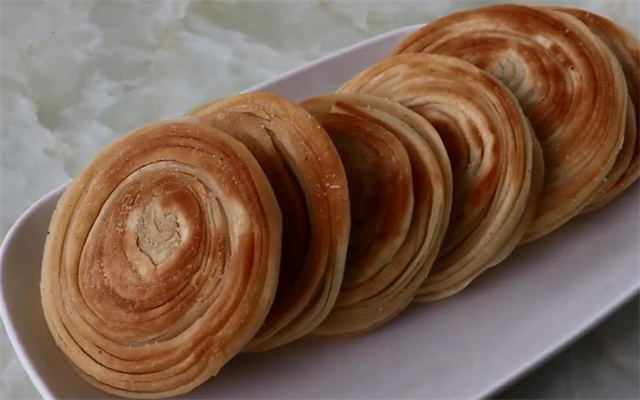 想吃金丝饼不用排队买了，教你个简单实用的方法，在家就能做