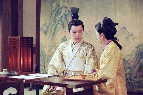 中秋贴!王羲之号称书圣,他的子孙不少是书法家,但有个后人竟将族谱卖了