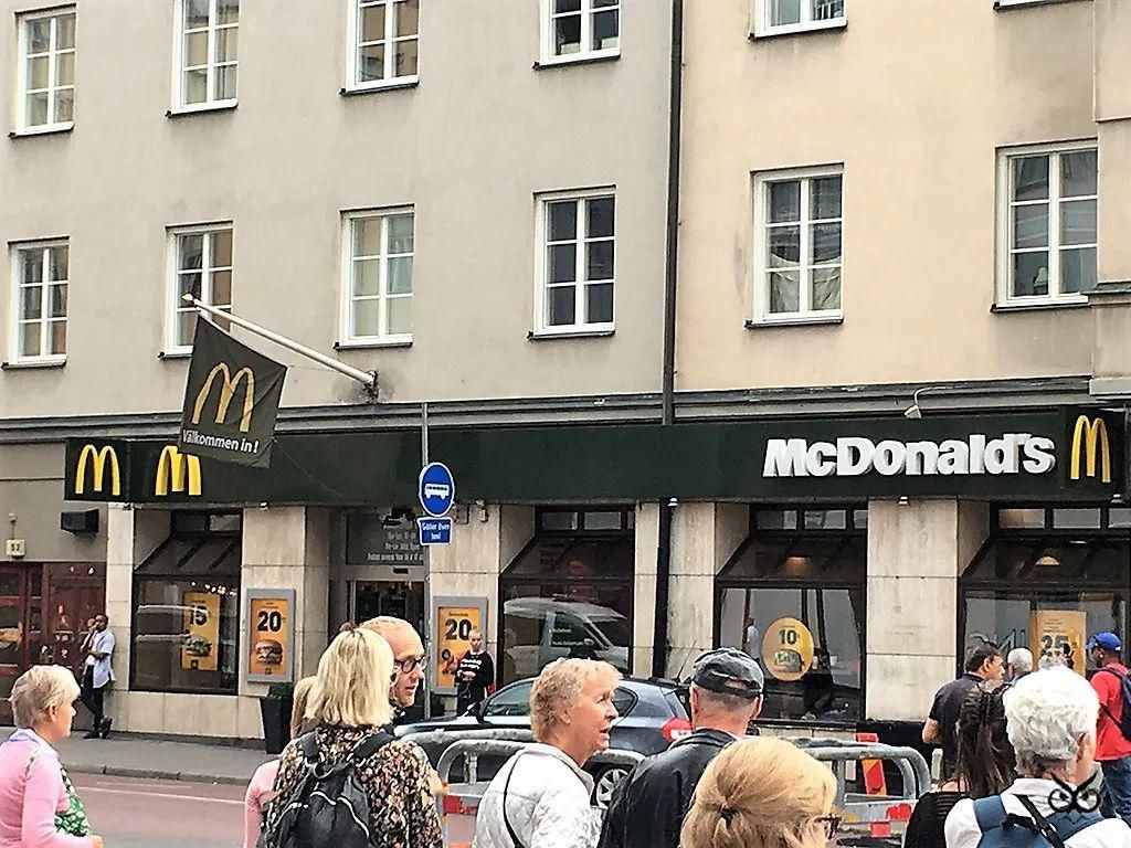  配色方案|为什么欧洲的麦当劳颜色是绿色的？