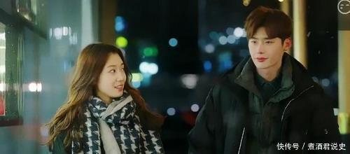 巨增|穿大衣怎样系围巾这样三种搭配方式,让你回头率巨增