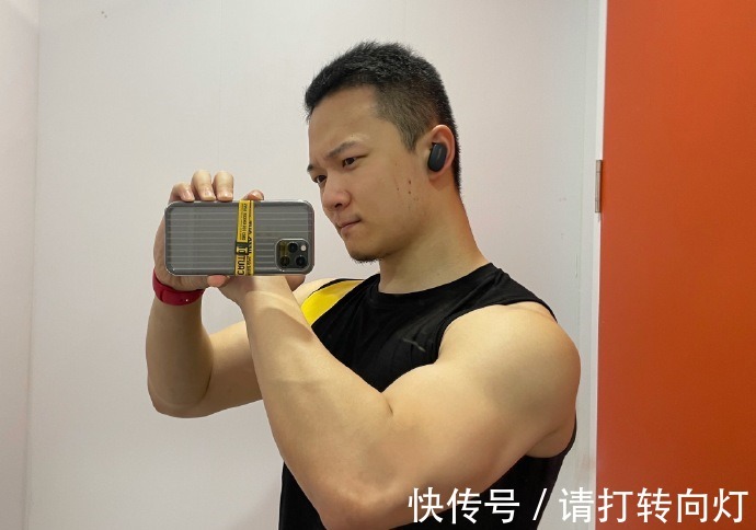 身材|江映蓉新歌编舞老师，健身练就一身肉壮，身材柔软到能劈叉！