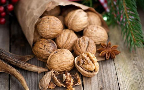 女性不想變老太婆，推薦多吃幾種食物，美容養(yǎng)顏，抗衰防皺更年輕