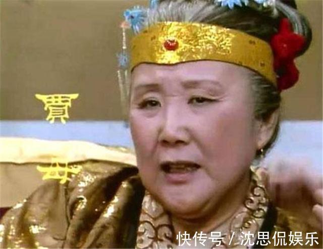 刘姥姥$贾母狠骂薛宝钗,看起来不动声色,其实入木三分,姜还是老的辣