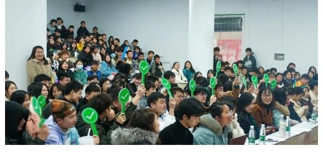 精彩!校园十佳歌手超燃现场来啦