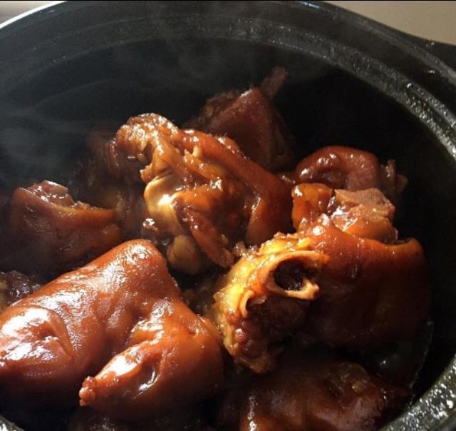 鲜味汁|卤猪蹄子教你一招，色泽红亮，肉质软烂