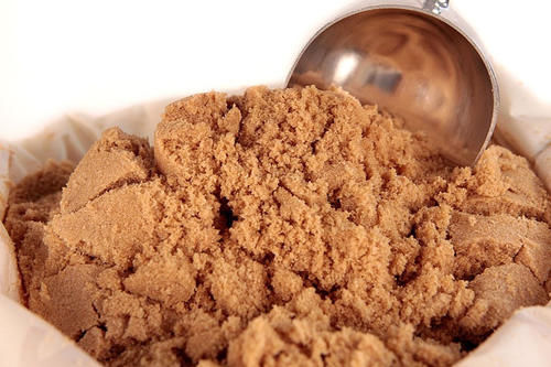 冰糖、白糖、红糖有啥区别？营养价值相差很大，学会可别再乱用了