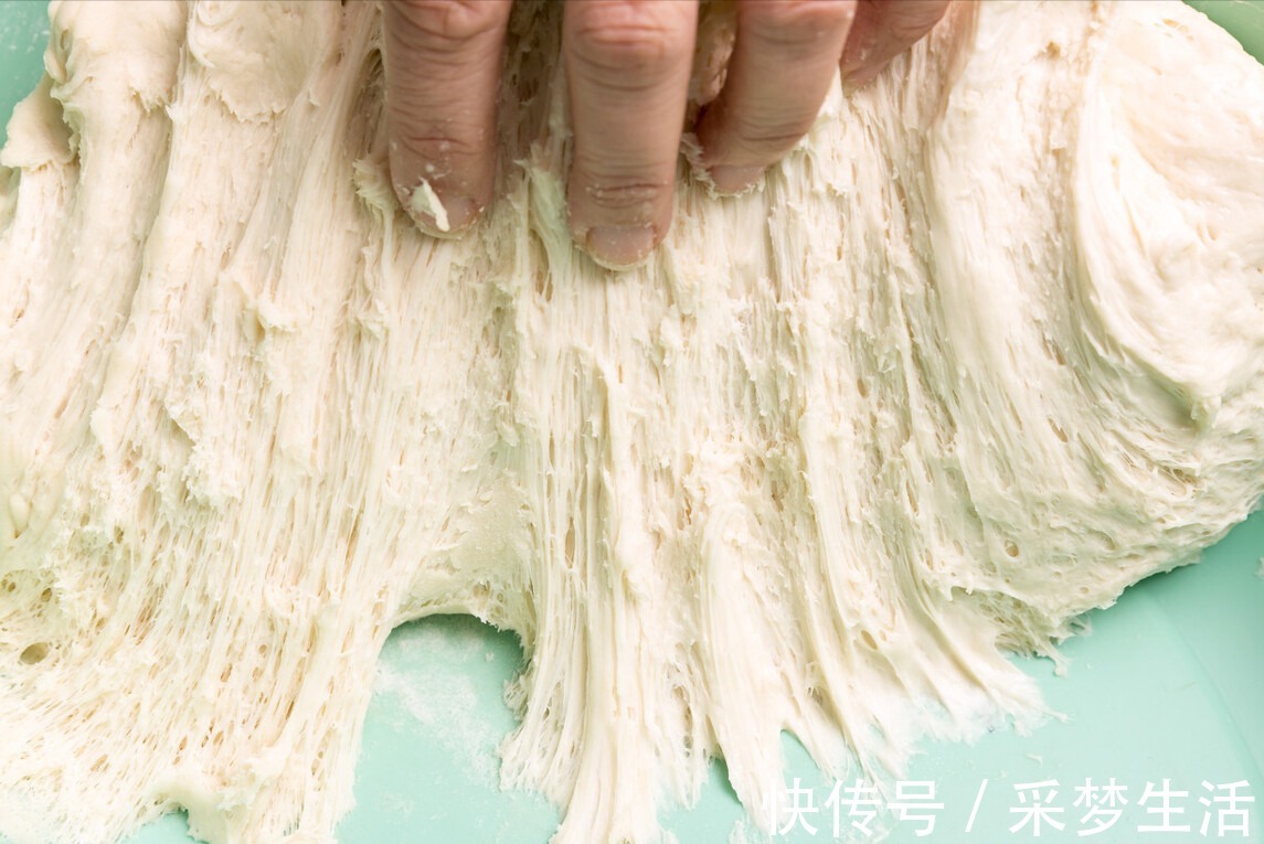 鲜嫩|蒸包子，万不可直接上锅蒸，牢记3个诀窍，包子鲜嫩松软，不塌陷